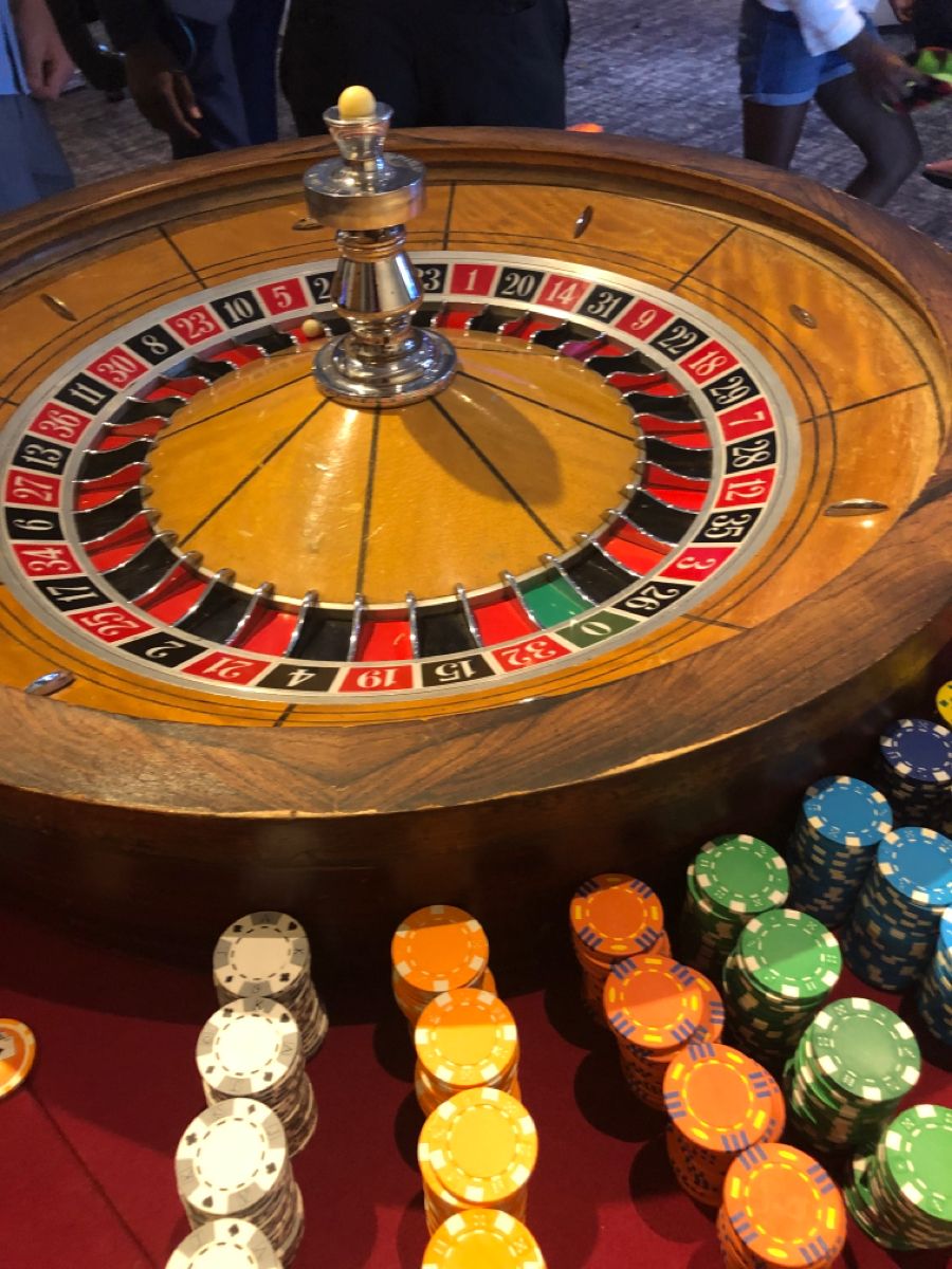 Party Casino کھلاڑیوں کے لیے لائیو کیسینو سیکشن